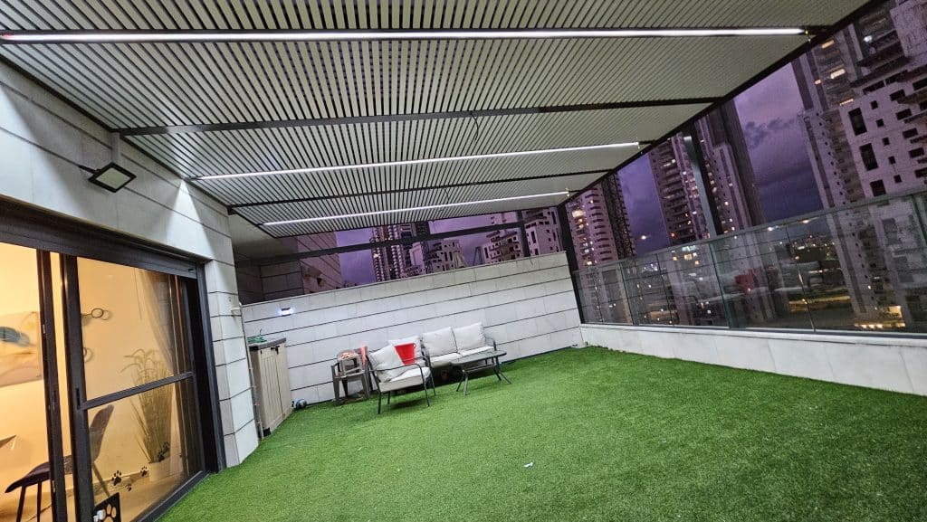 פרגולות אלומיניום ברחובות